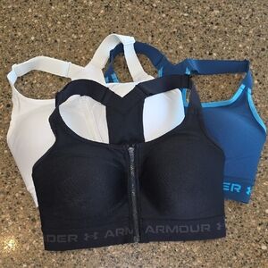 Under Armour Zip-Front Sports Bra  Black Surgery Volleyball Soccer Softball